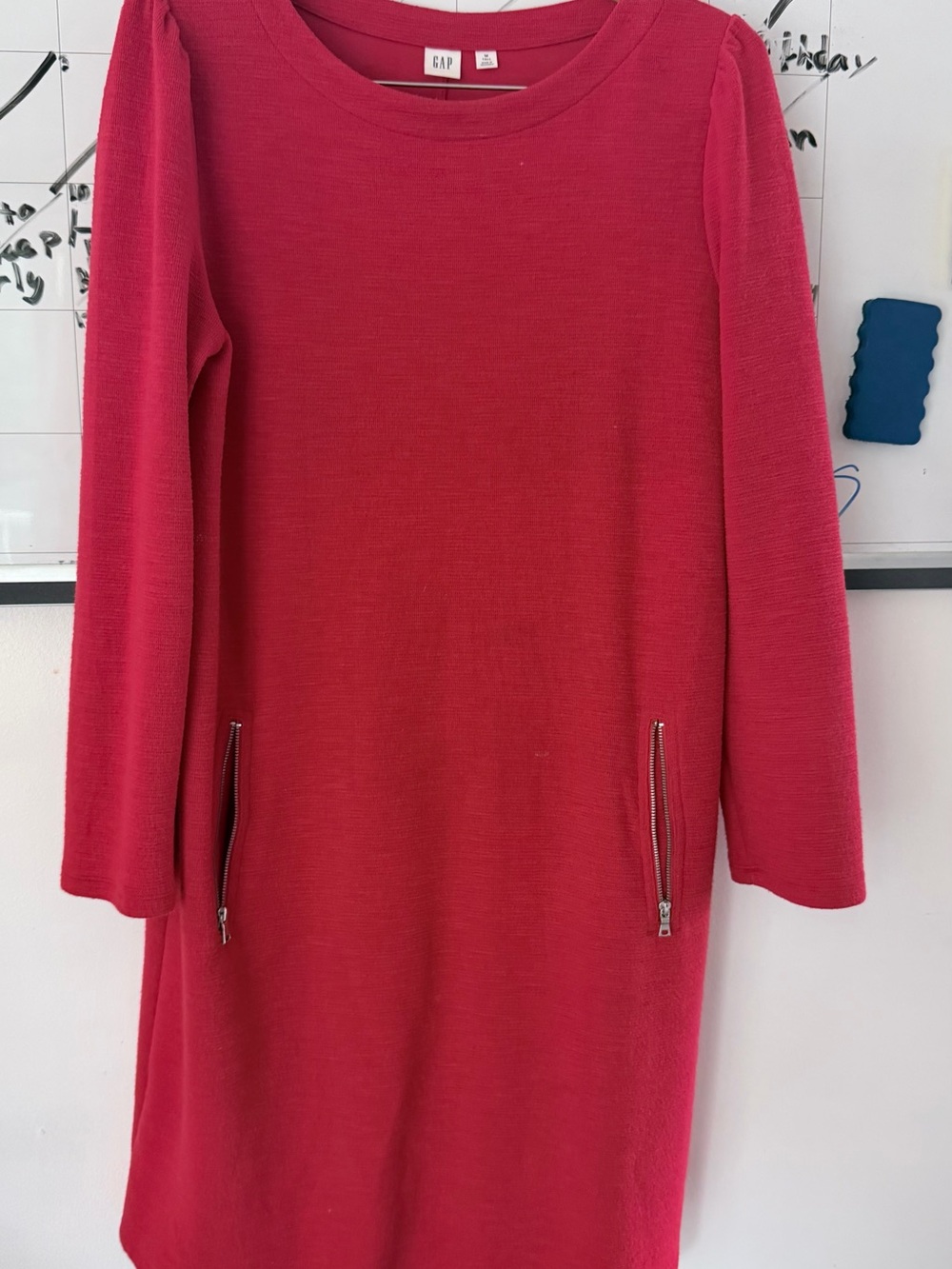 GAP Long Sleeve Fuchsia Knit Shift Dress with Front Zips